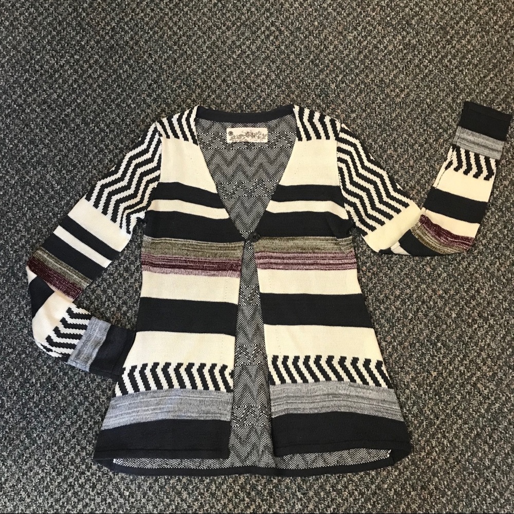 Aventura 1 button multi color & pattern cardigan